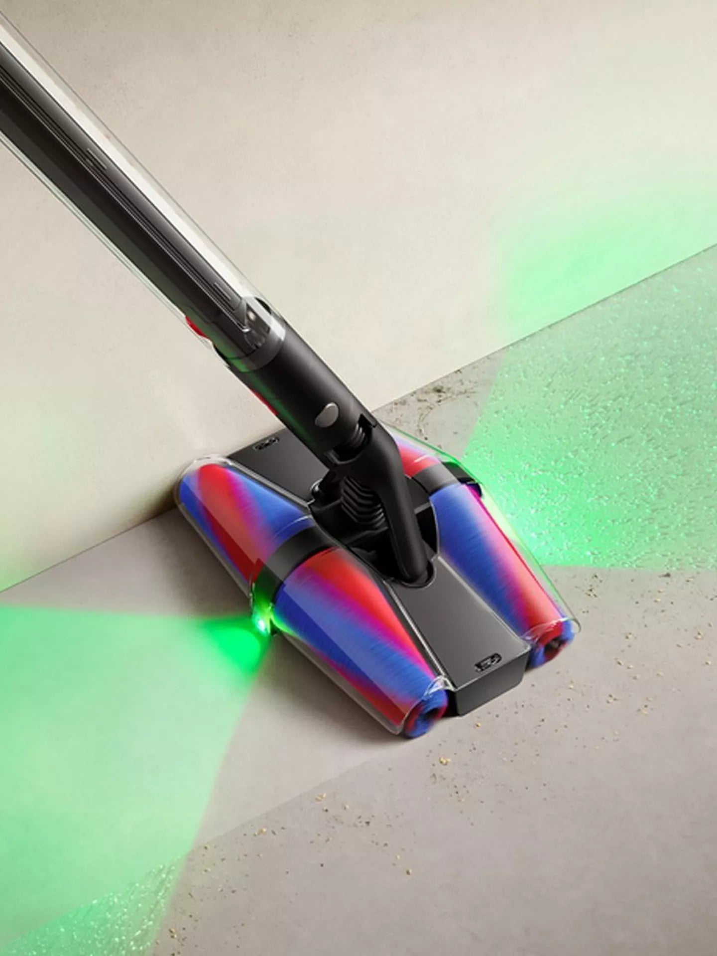 مكنسة دايسون SV50 الكهربائية اللاسلكية بنظام "PencilVac Fluffycones"