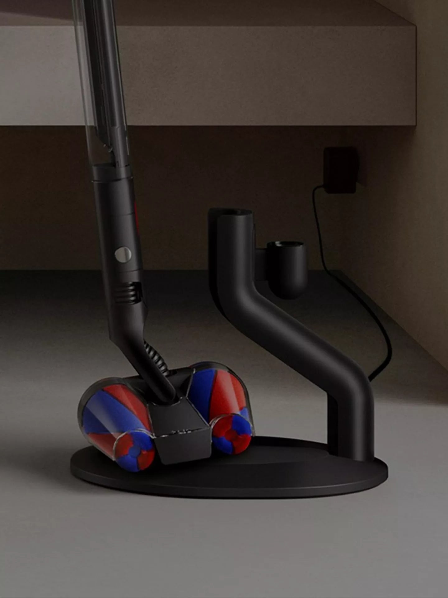 مكنسة دايسون SV50 الكهربائية اللاسلكية بنظام "PencilVac Fluffycones"