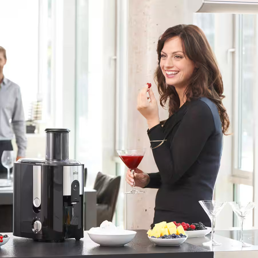 Braun Electric Juicer , 2 Liter 900 Watt  - J500