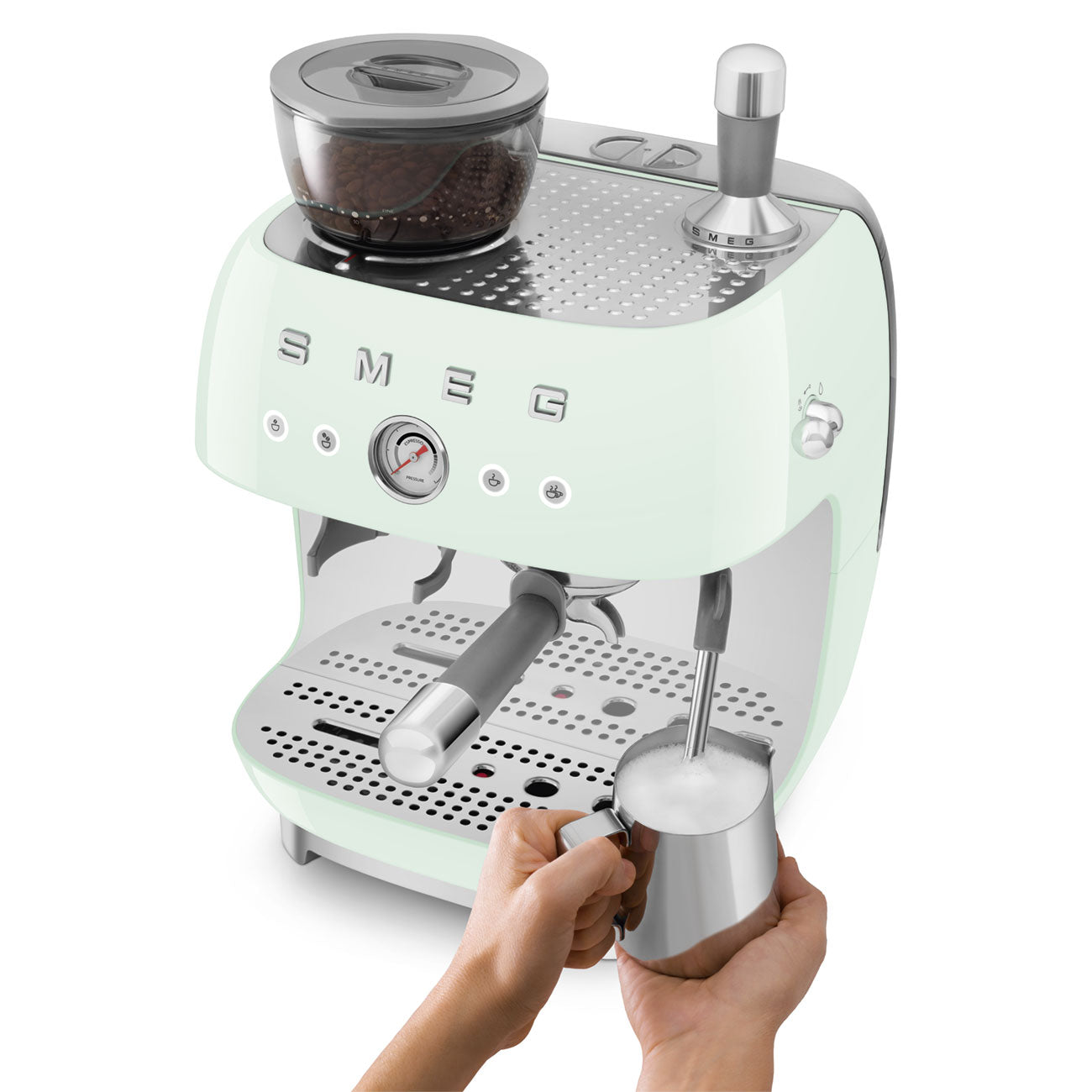 ماكينة تحضير قهوة الإسبريسو اليدوية من Smeg طراز EGF03
