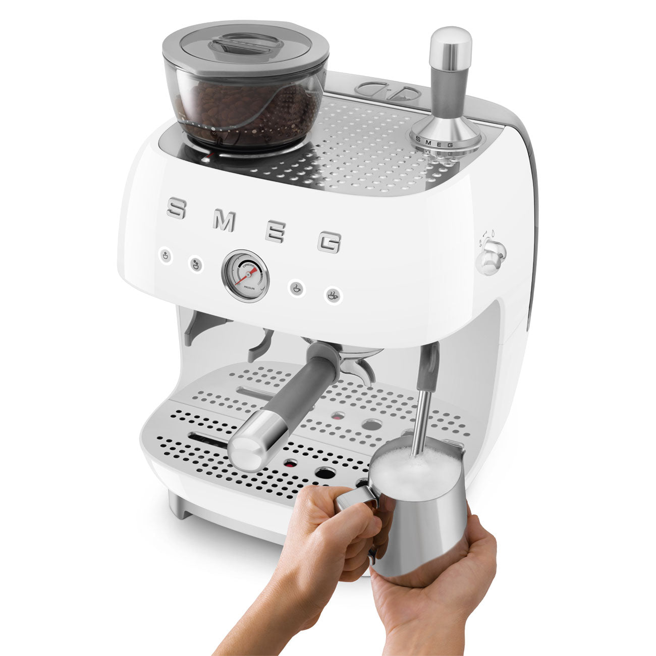 ماكينة تحضير قهوة الإسبريسو اليدوية من Smeg طراز EGF03