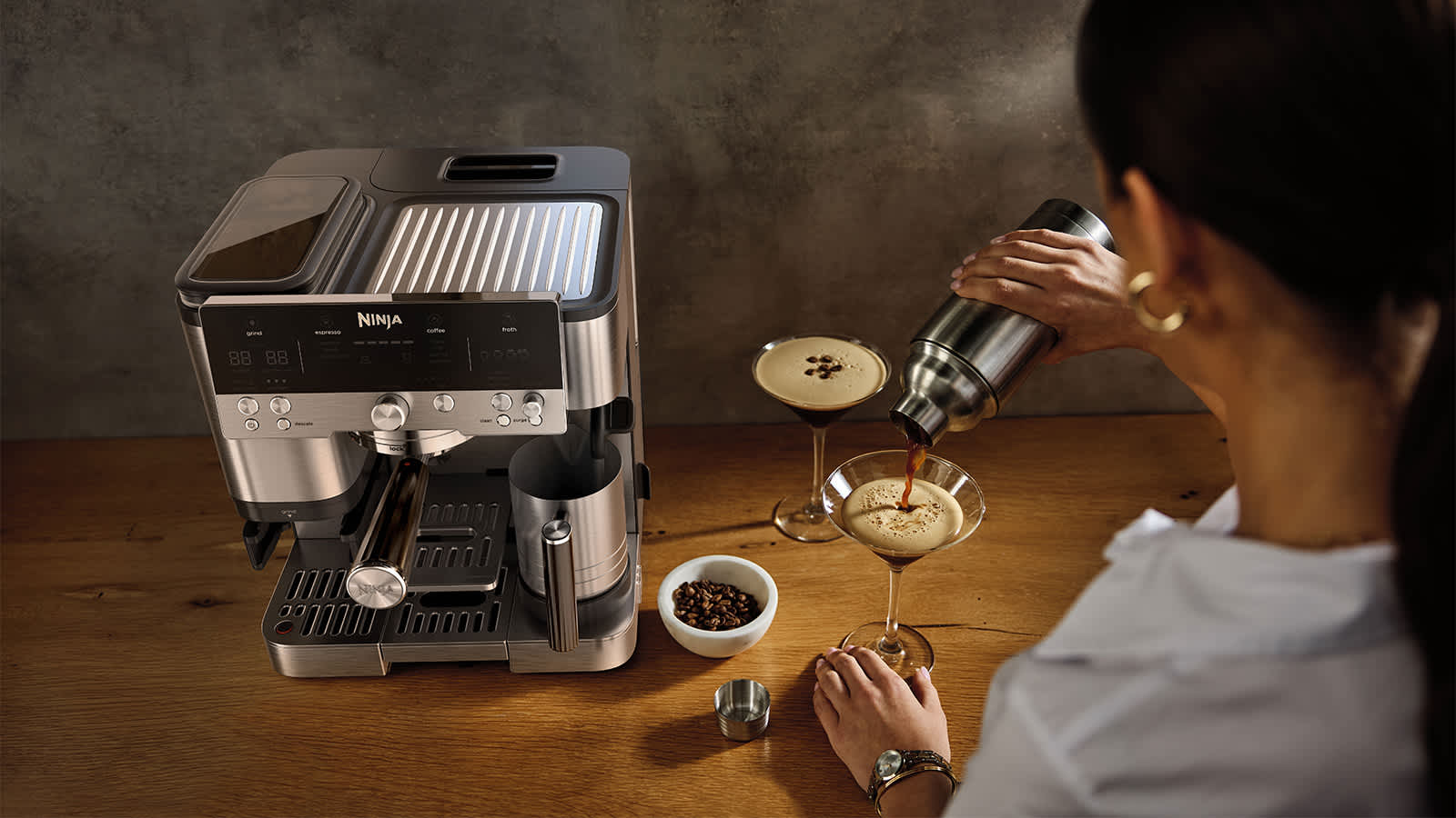 ماكينة تحضير الإسبريسو Ninja Luxe Café Premier ES601