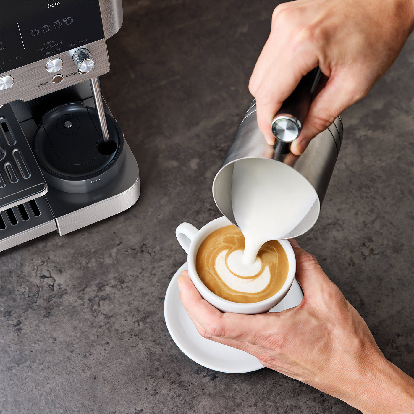ماكينة تحضير الإسبريسو Ninja Luxe Café Premier ES601