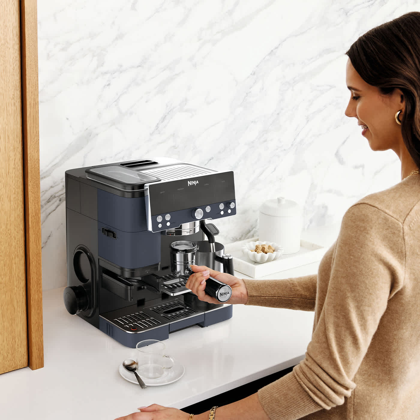 ماكينة تحضير الإسبريسو Ninja Luxe Café Premier ES601