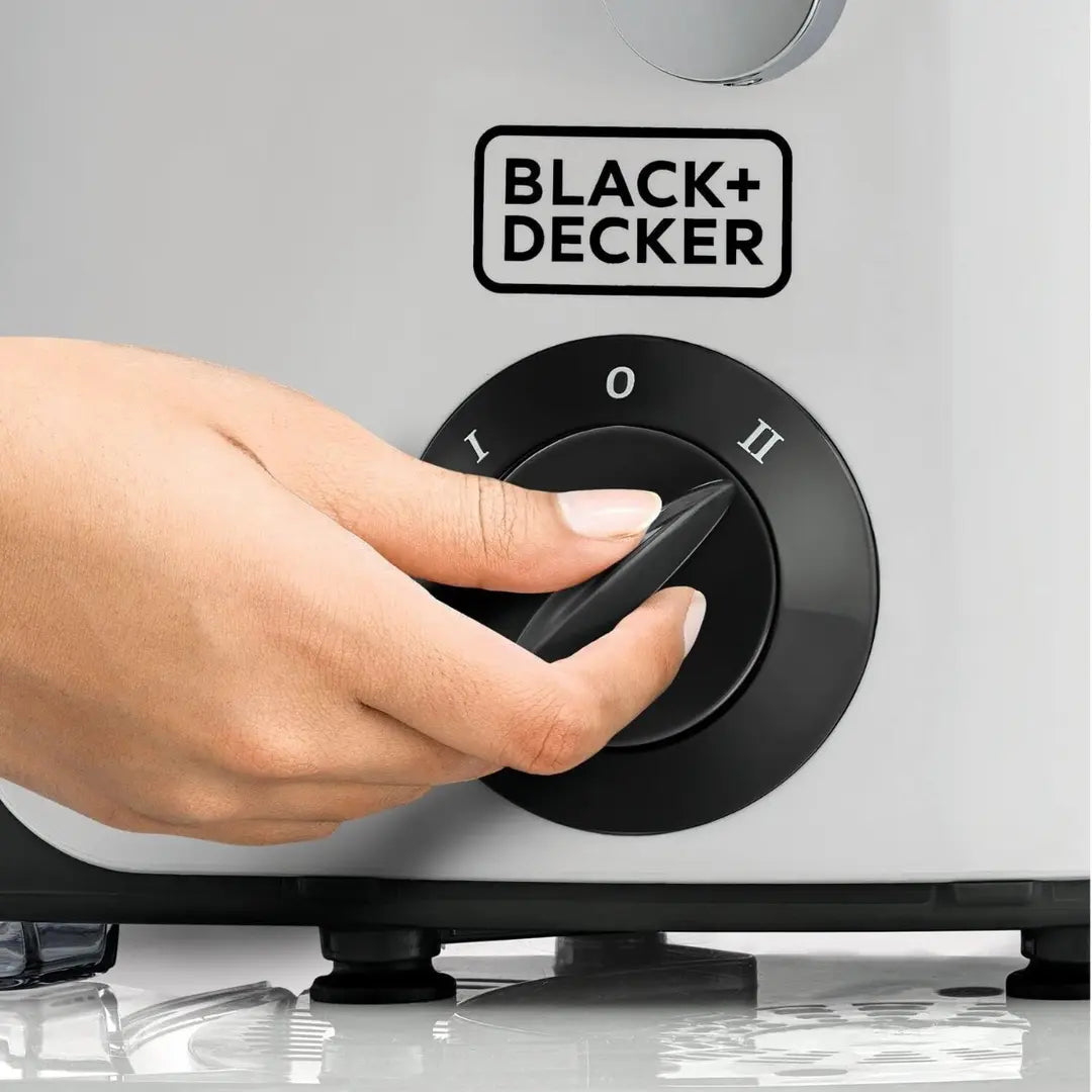BLACK+DECKER Electric Juicer , 1.5 Liter 800 Watt Black White - JE780-B5