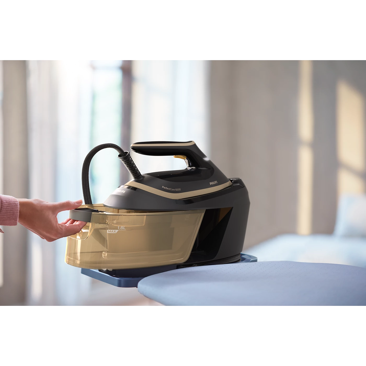 Philips PerfectCare 6000 Series Steam Generator Iron Black/ Gold - PSG6064/86