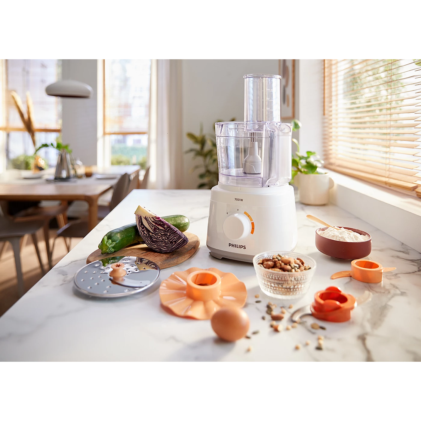 محضر طعام صغير من Philips، أبيض - HR7310/01